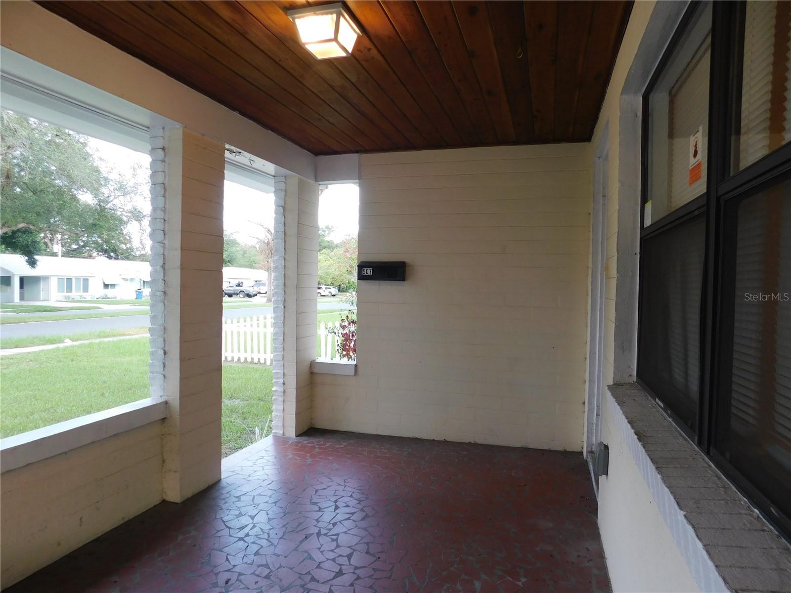 Image 4 of 19 For 507 Francis Boulevard