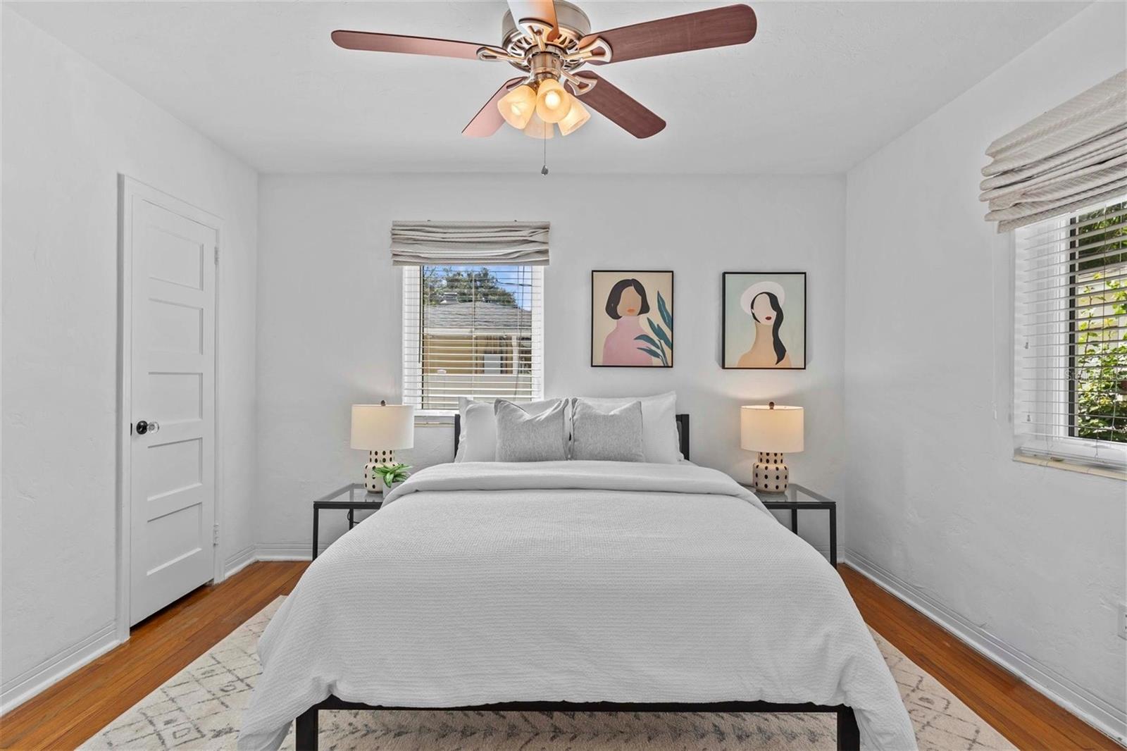 Listing photo id 20 for 3316 San Miguel Street N