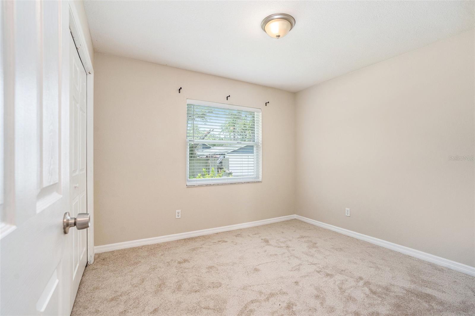 Image 15 of 29 For 6601 Elizabeth Street