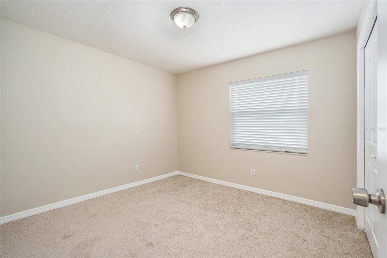 Image 19 of 29 For 6601 Elizabeth Street