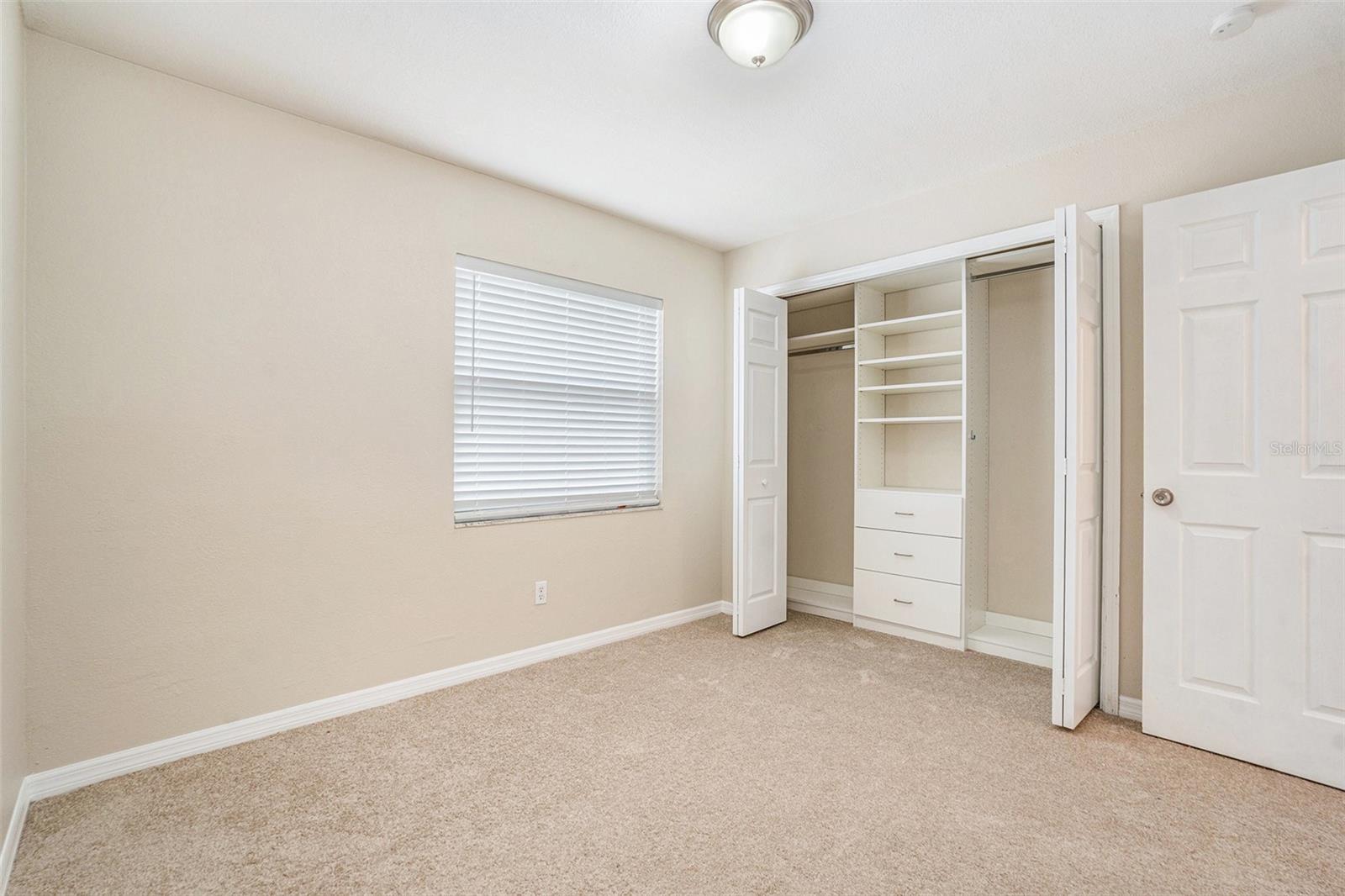 Image 21 of 29 For 6601 Elizabeth Street