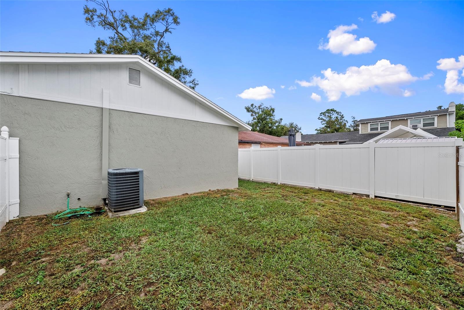 Image 31 of 35 For 6601 Elizabeth Street