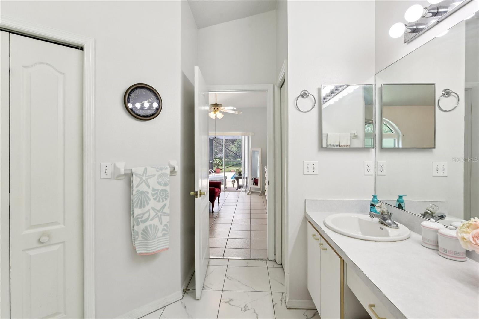 Image 25 of 65 For 8229 Quail Hollow Boulevard