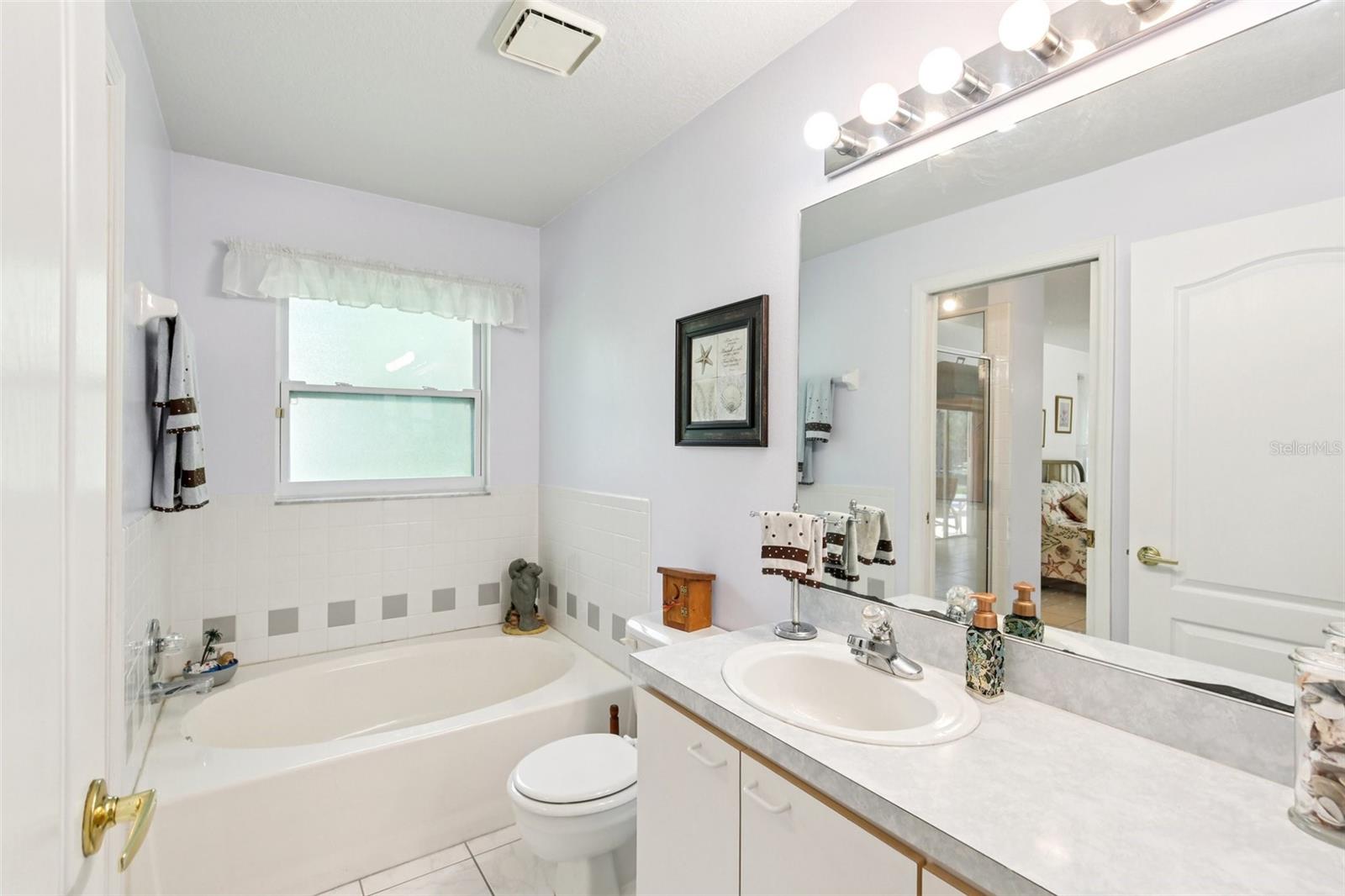 Image 29 of 65 For 8229 Quail Hollow Boulevard
