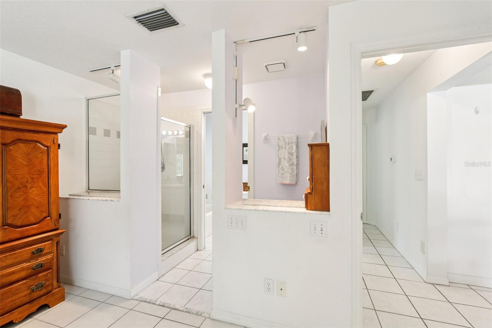 Image 32 of 65 For 8229 Quail Hollow Boulevard
