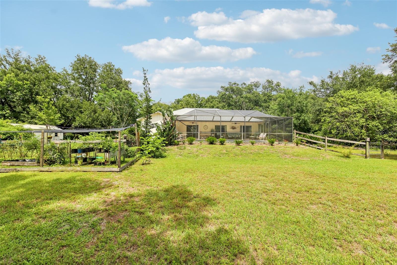 Image 47 of 65 For 8229 Quail Hollow Boulevard
