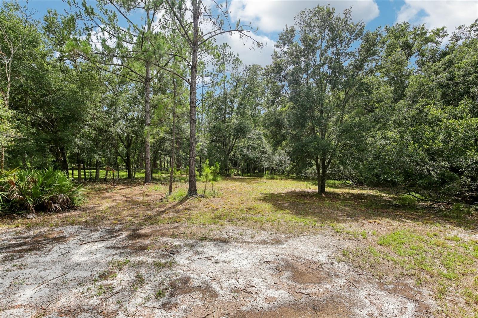 Image 49 of 65 For 8229 Quail Hollow Boulevard