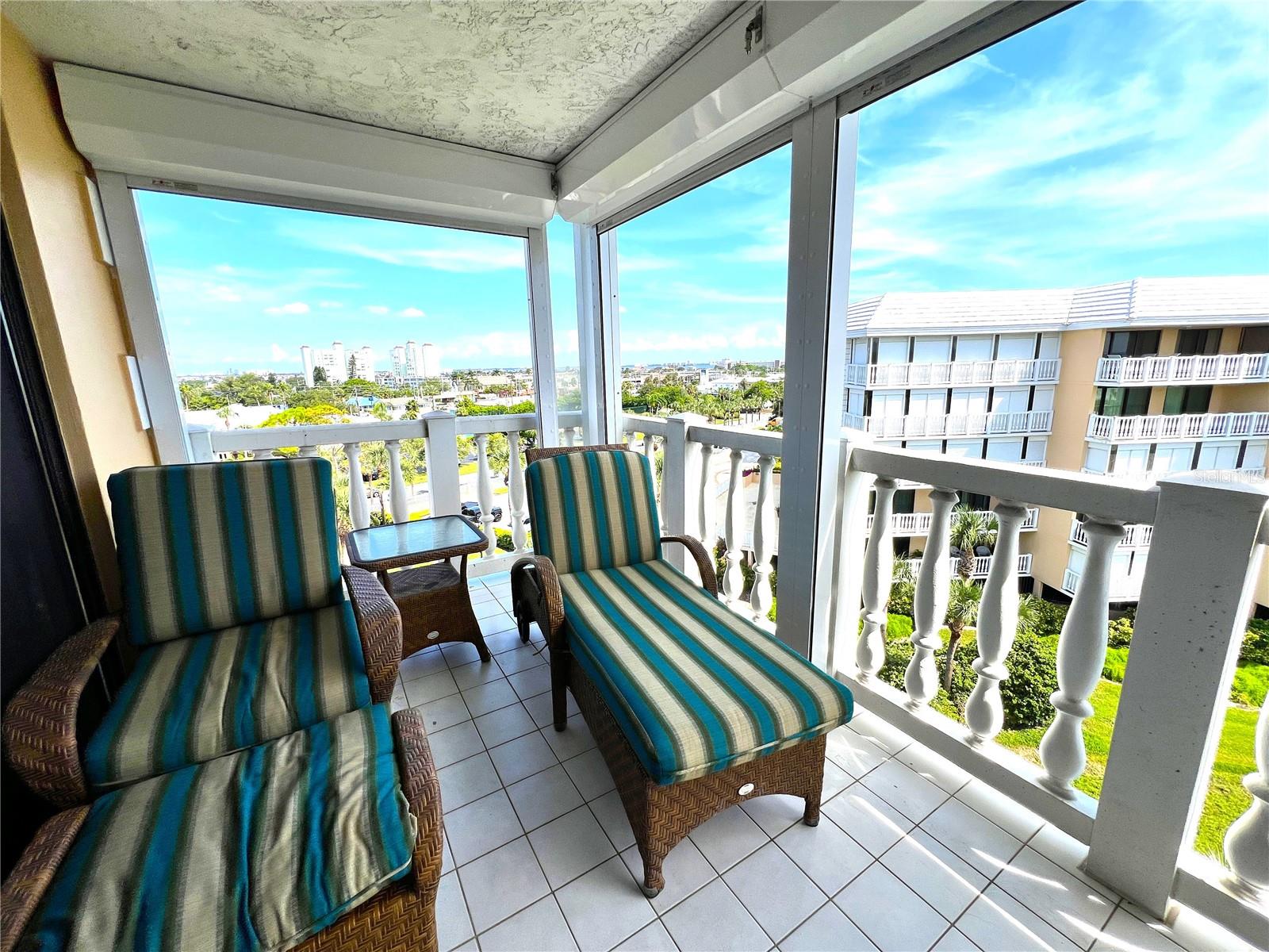 Image 3 of 62 For 6650 Sunset Way 502