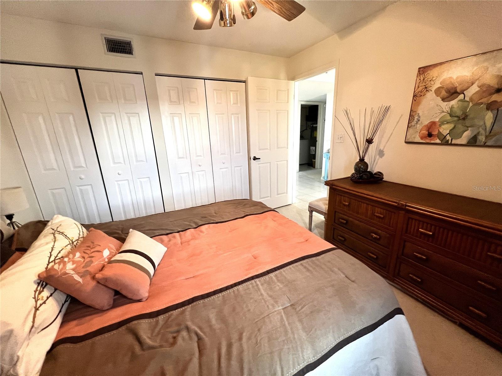 Image 37 of 62 For 6650 Sunset Way 502