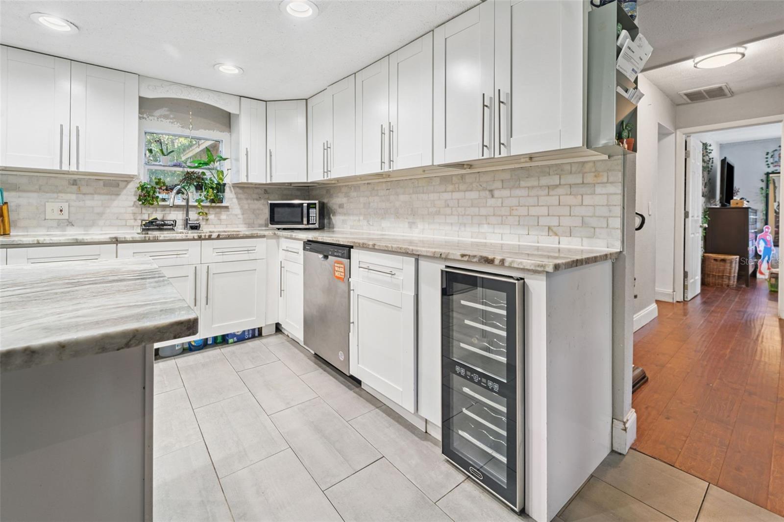 Image 3 of 38 For 18812 Carr Drive