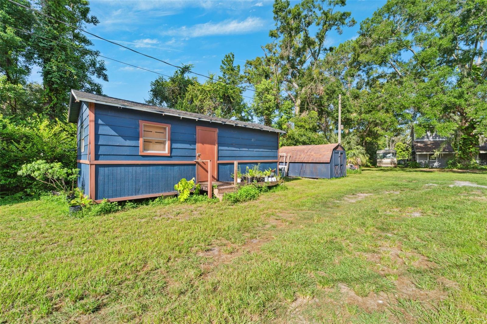 Image 34 of 38 For 18812 Carr Drive