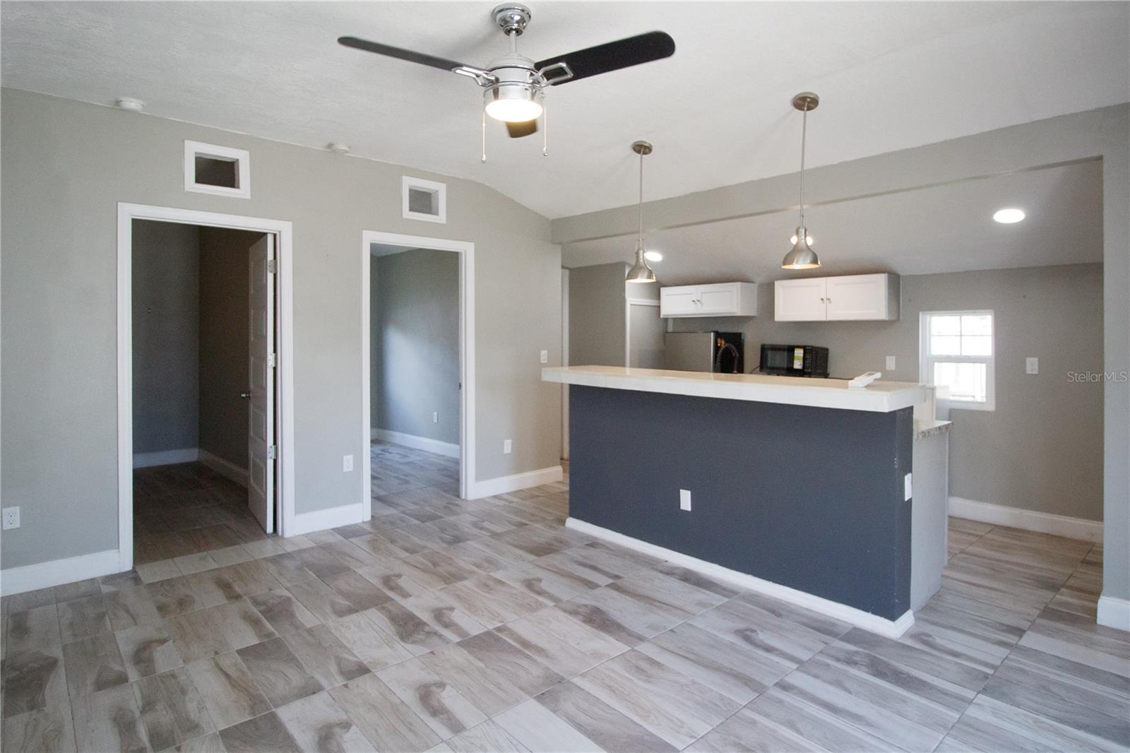 Image 2 of 8 For 2512 Cordelia Street B
