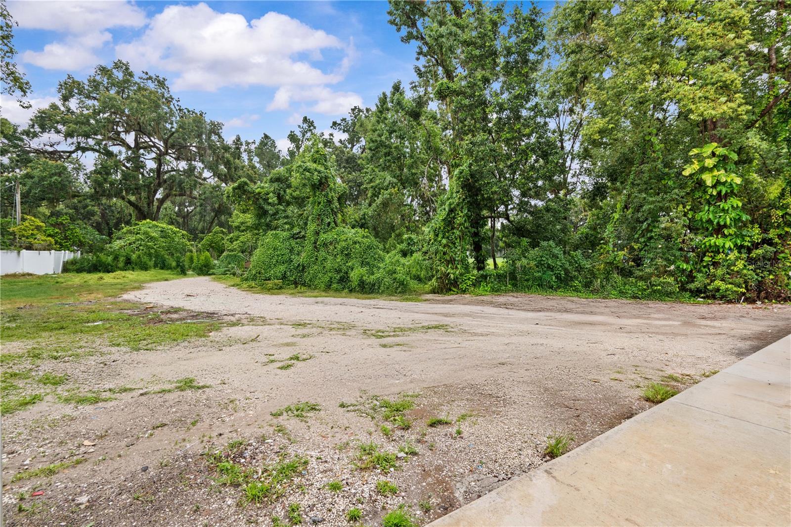 Image 17 of 22 For 13002 Wheeler Road