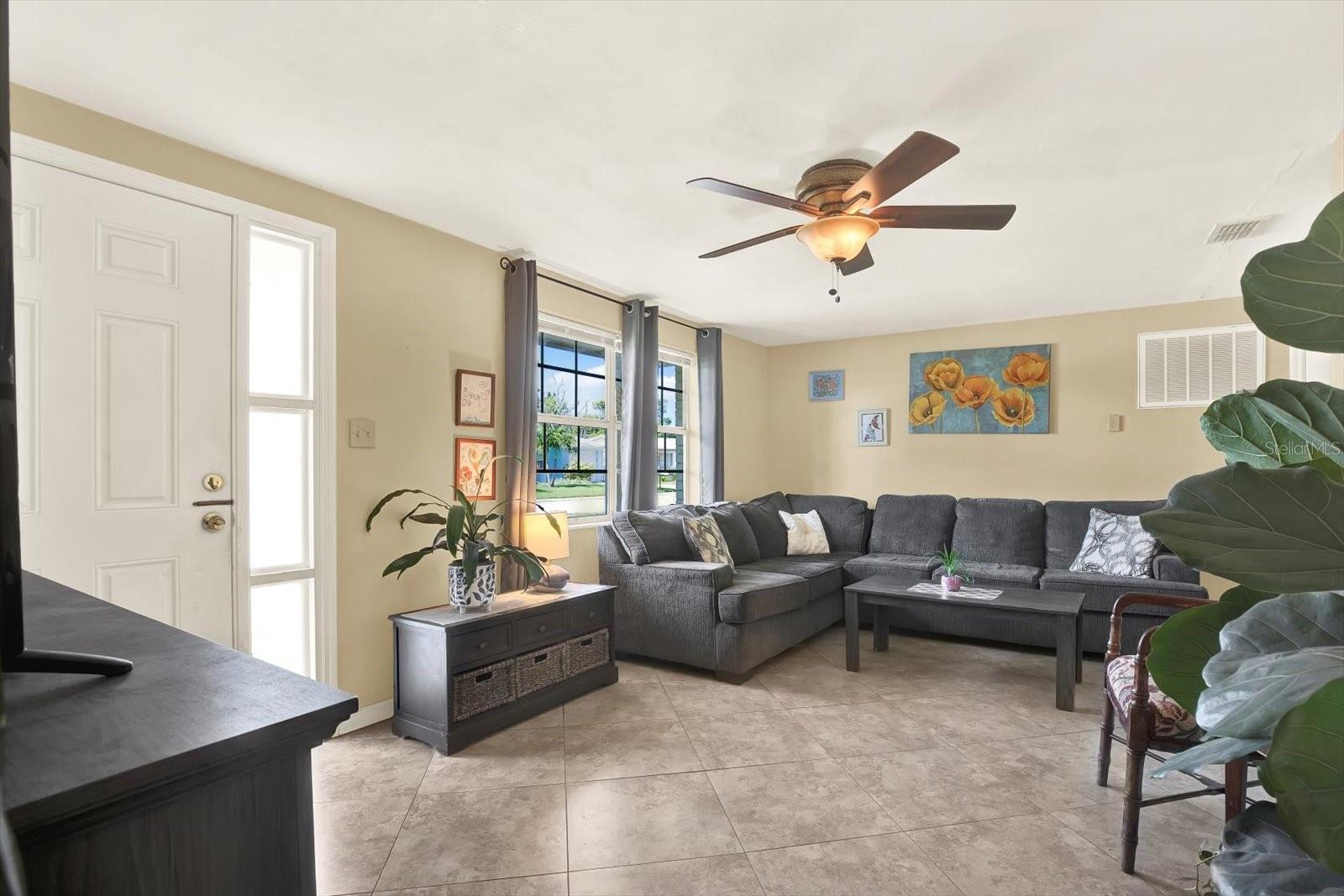Image 6 of 21 For 3527 Atlantis Drive