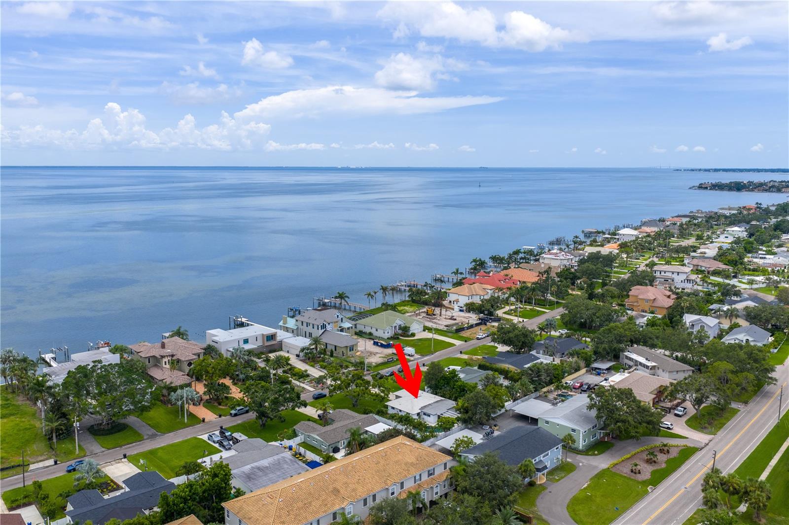 Image 3 of 67 For 4540 Bayshore Boulevard Ne