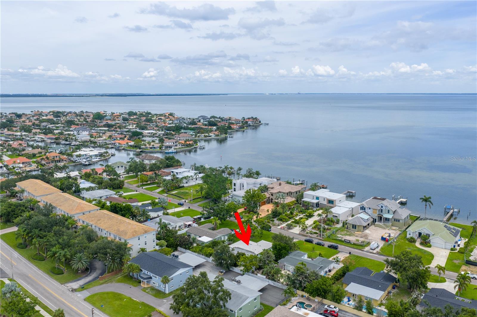 Image 4 of 67 For 4540 Bayshore Boulevard Ne