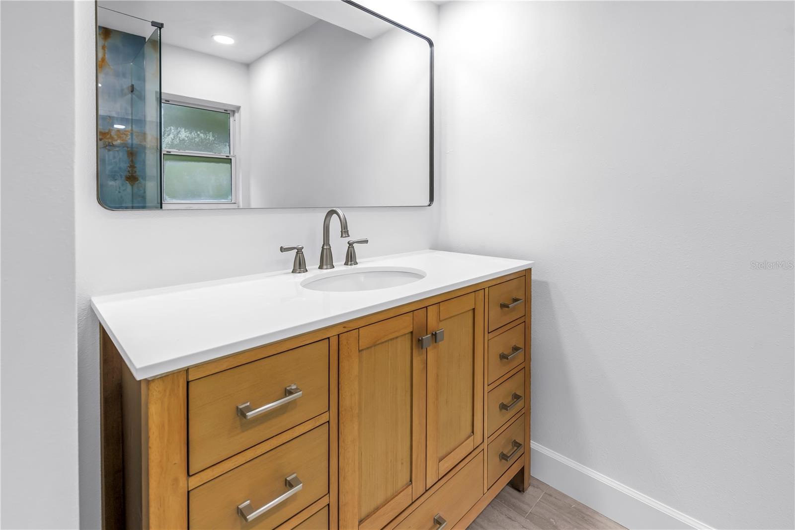 Image 63 of 67 For 4540 Bayshore Boulevard Ne