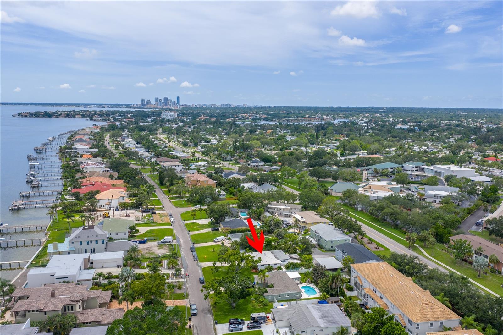 Image 9 of 67 For 4540 Bayshore Boulevard Ne