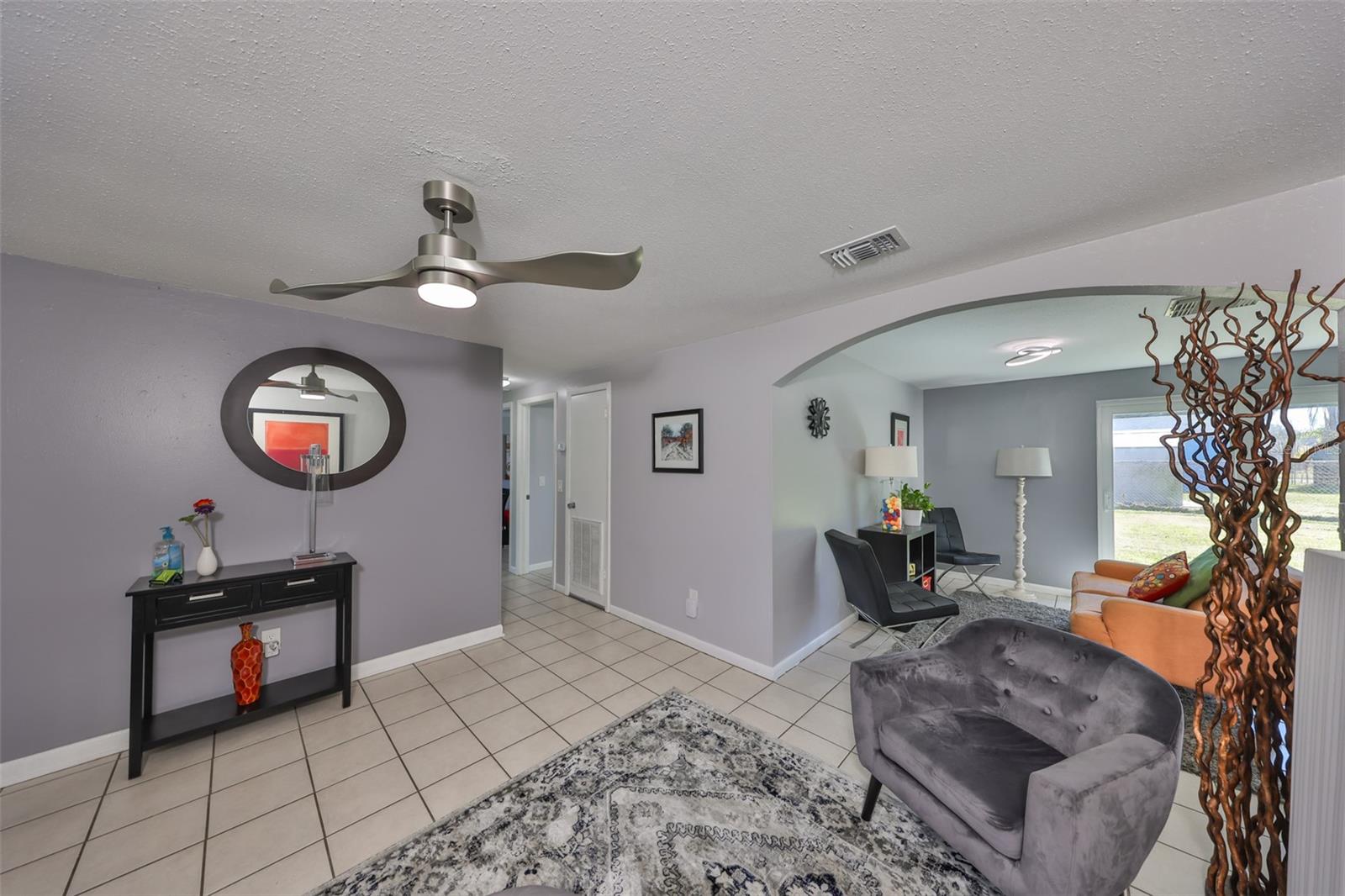 Image 7 of 30 For 6025 Florida Circle S