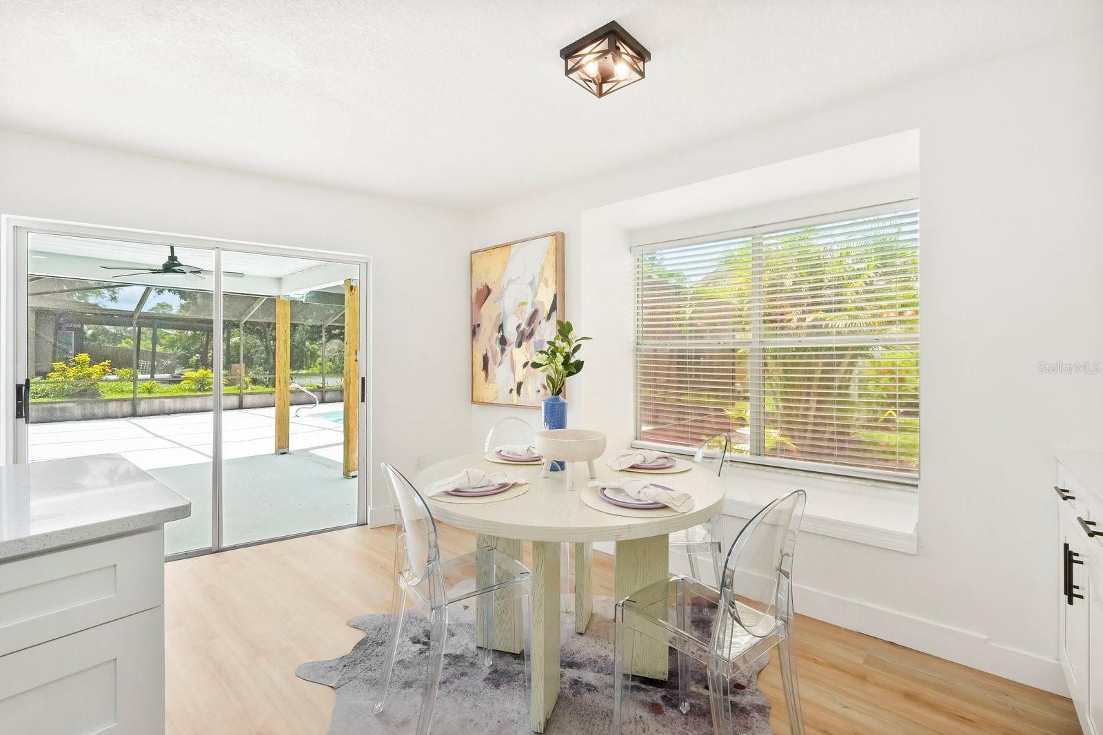 Listing photo id 18 for 373 Wood Dove Avenue