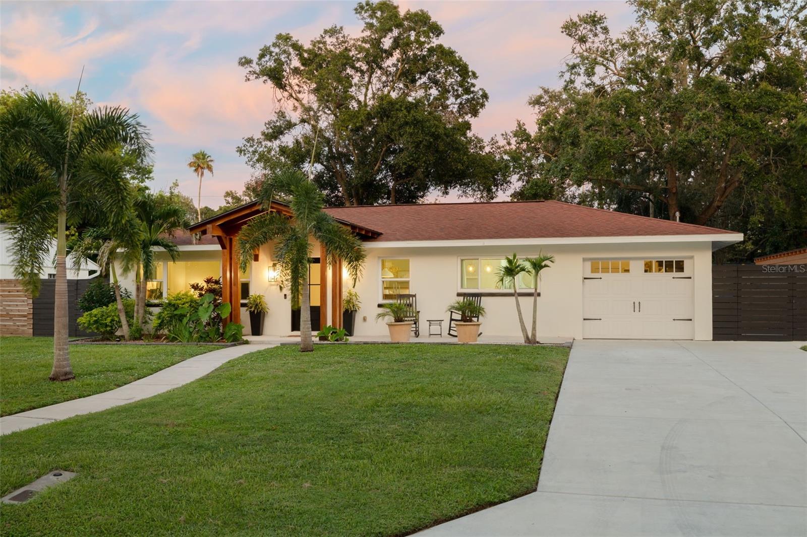 Image 4 of 48 For 1643 Santa Anna Drive
