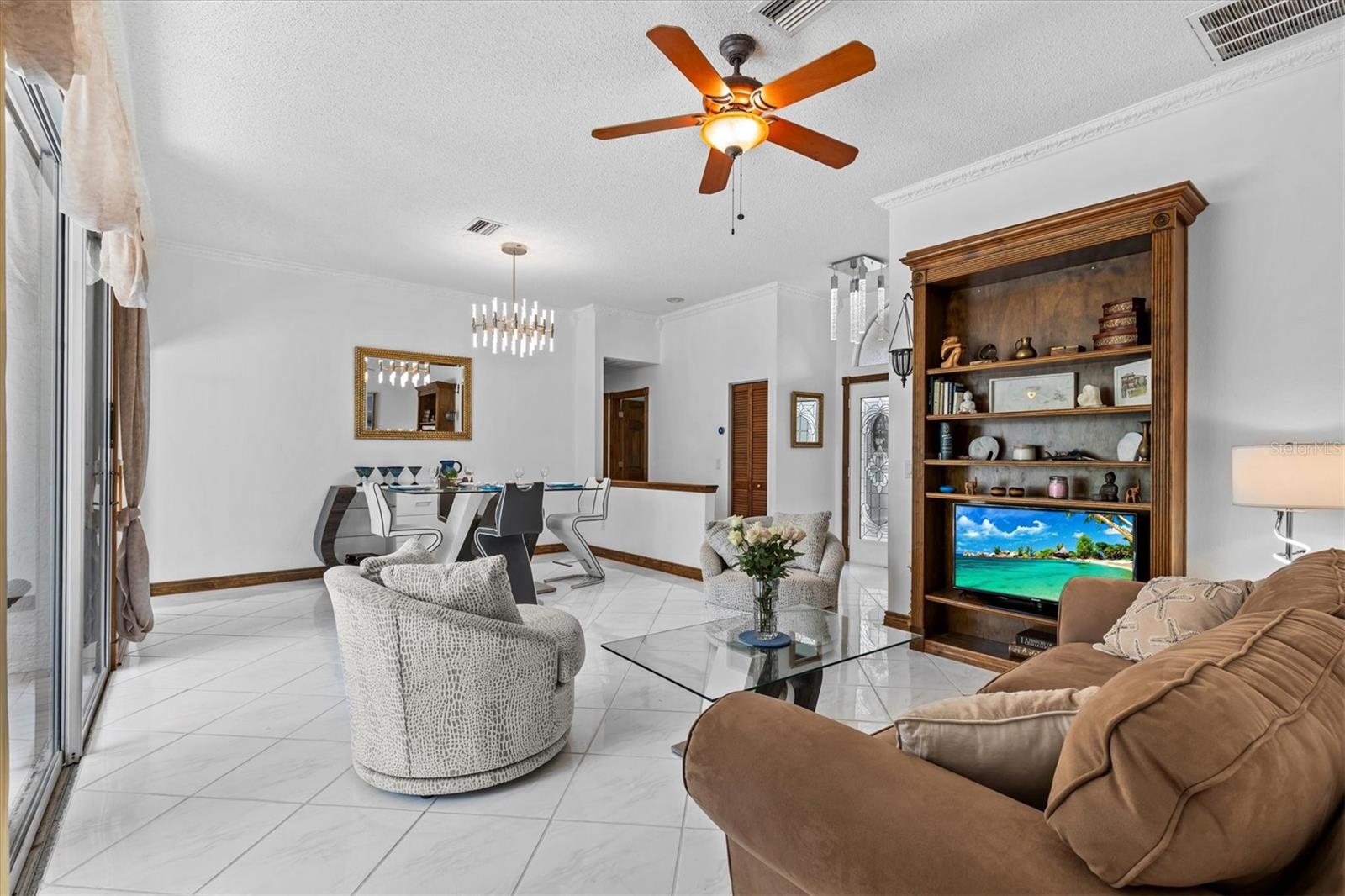 Image 11 of 58 For 1160 Clippers Way