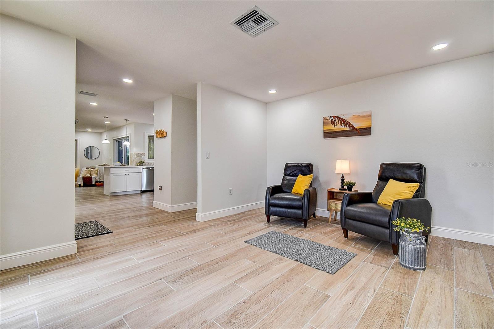 Image 15 of 48 For 10900 65th Way N