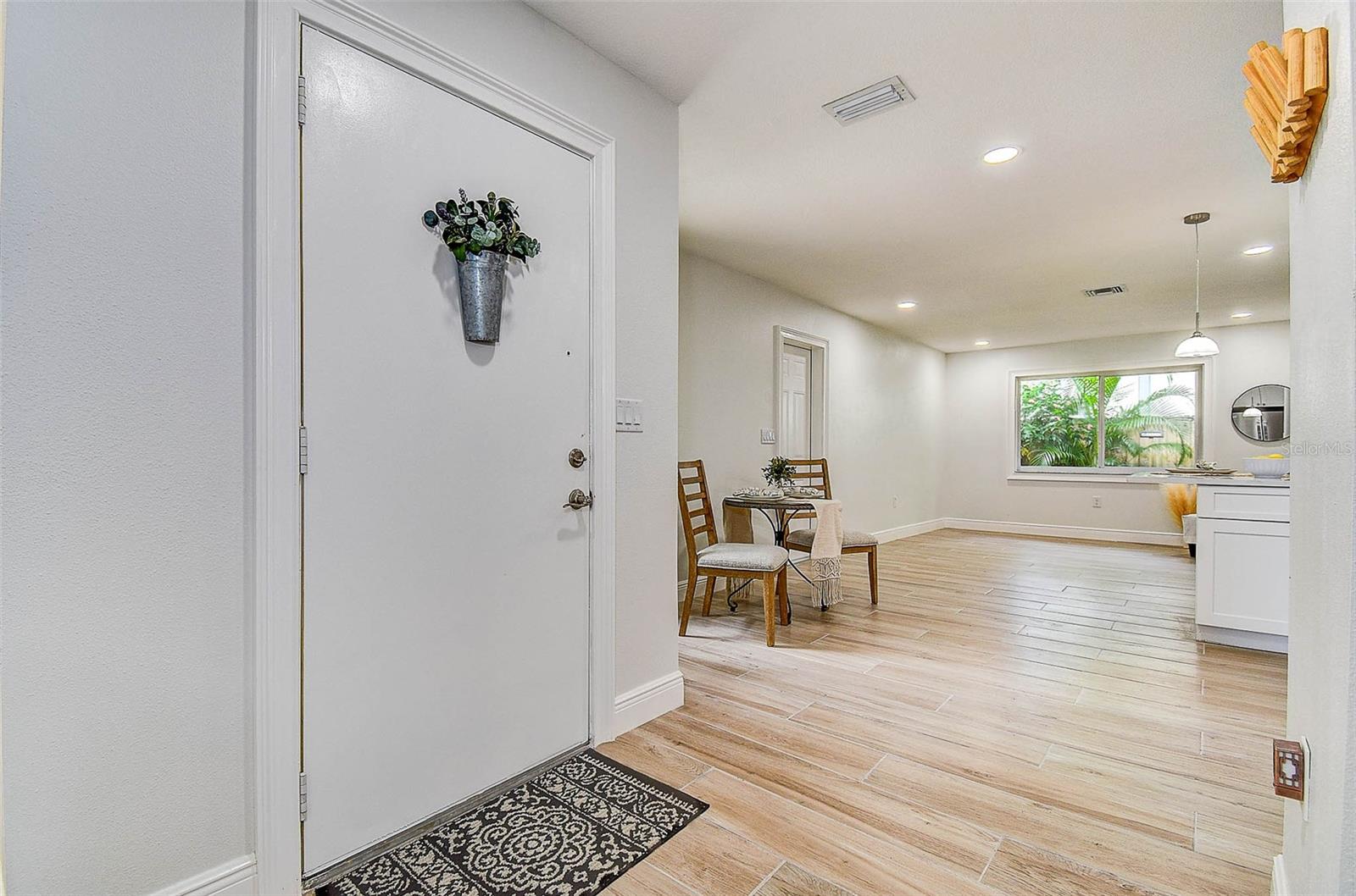Image 17 of 48 For 10900 65th Way N