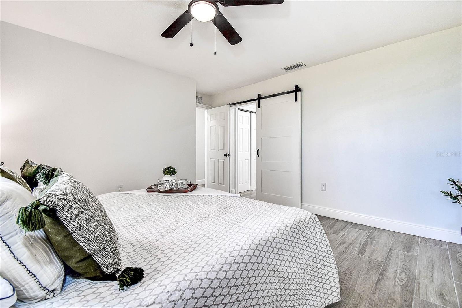 Image 20 of 48 For 10900 65th Way N