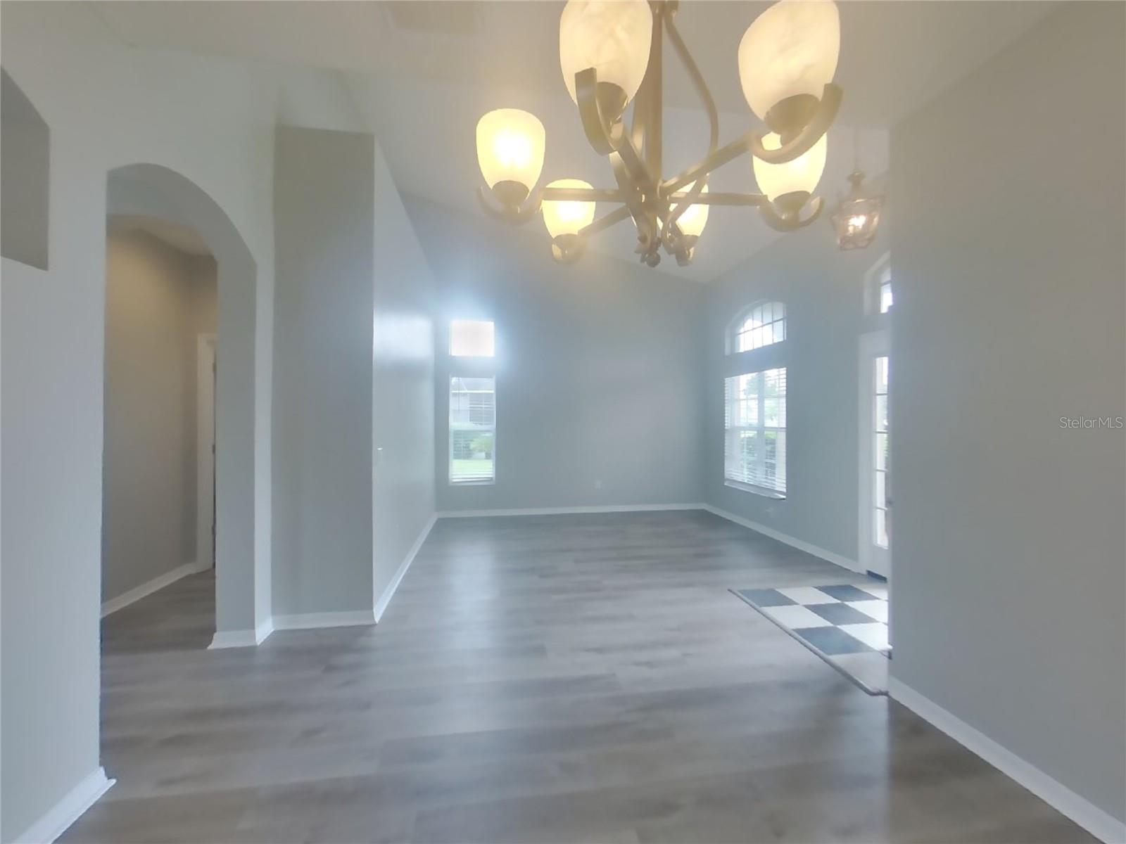 Image 4 of 16 For 3600 Cresthill Lane