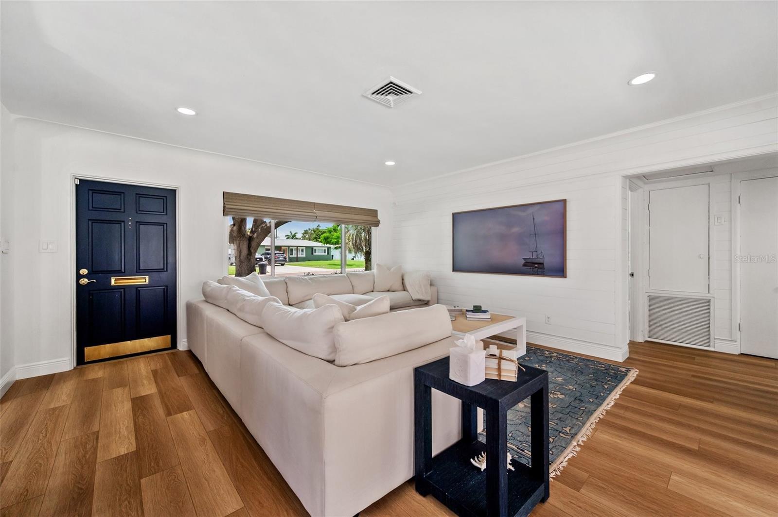 Image 10 of 48 For 1803 42nd Way N