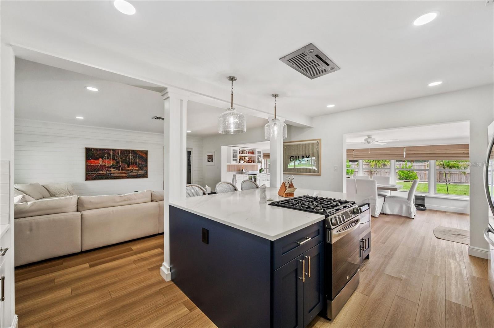 Image 13 of 48 For 1803 42nd Way N