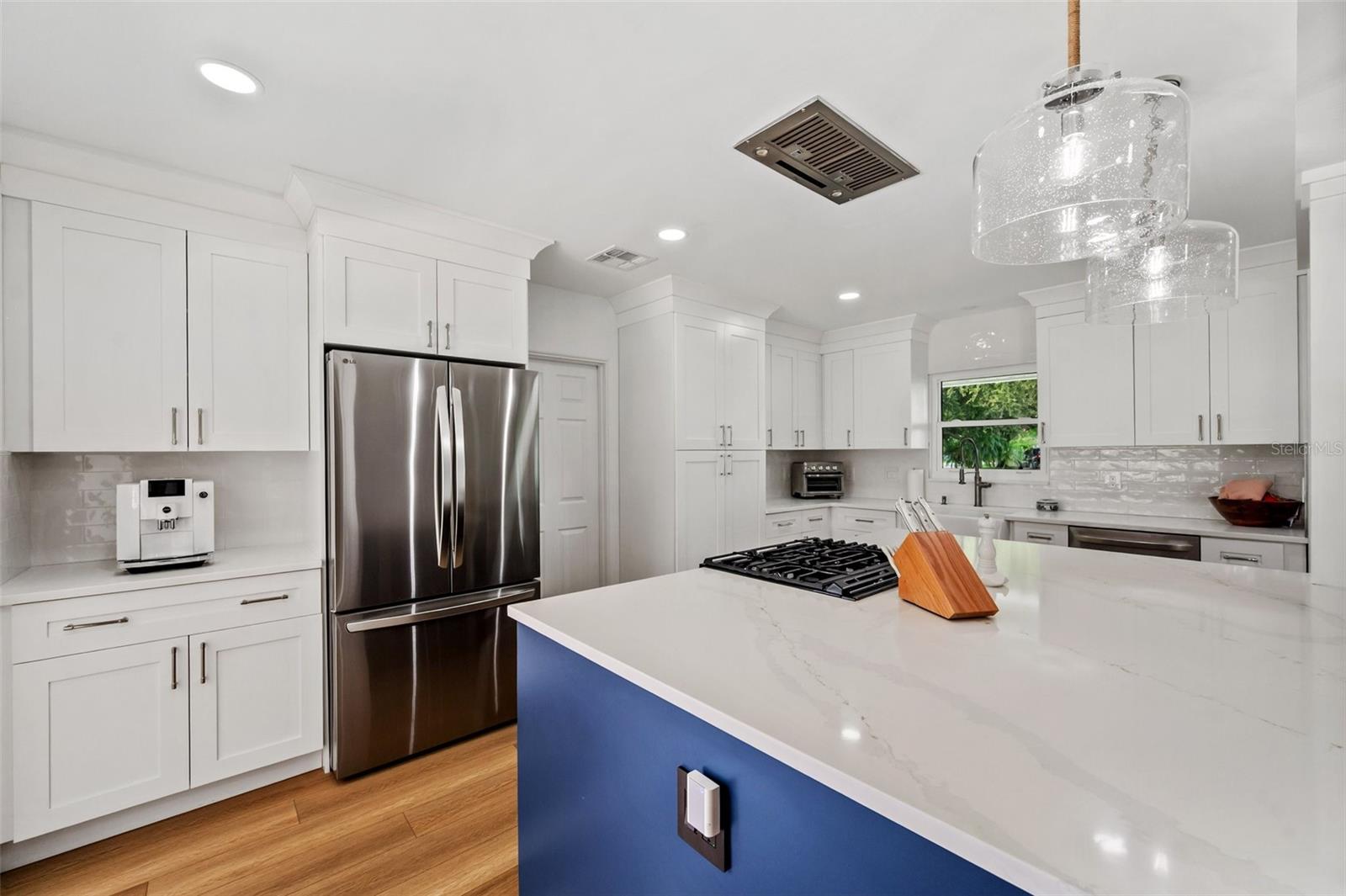Image 15 of 48 For 1803 42nd Way N