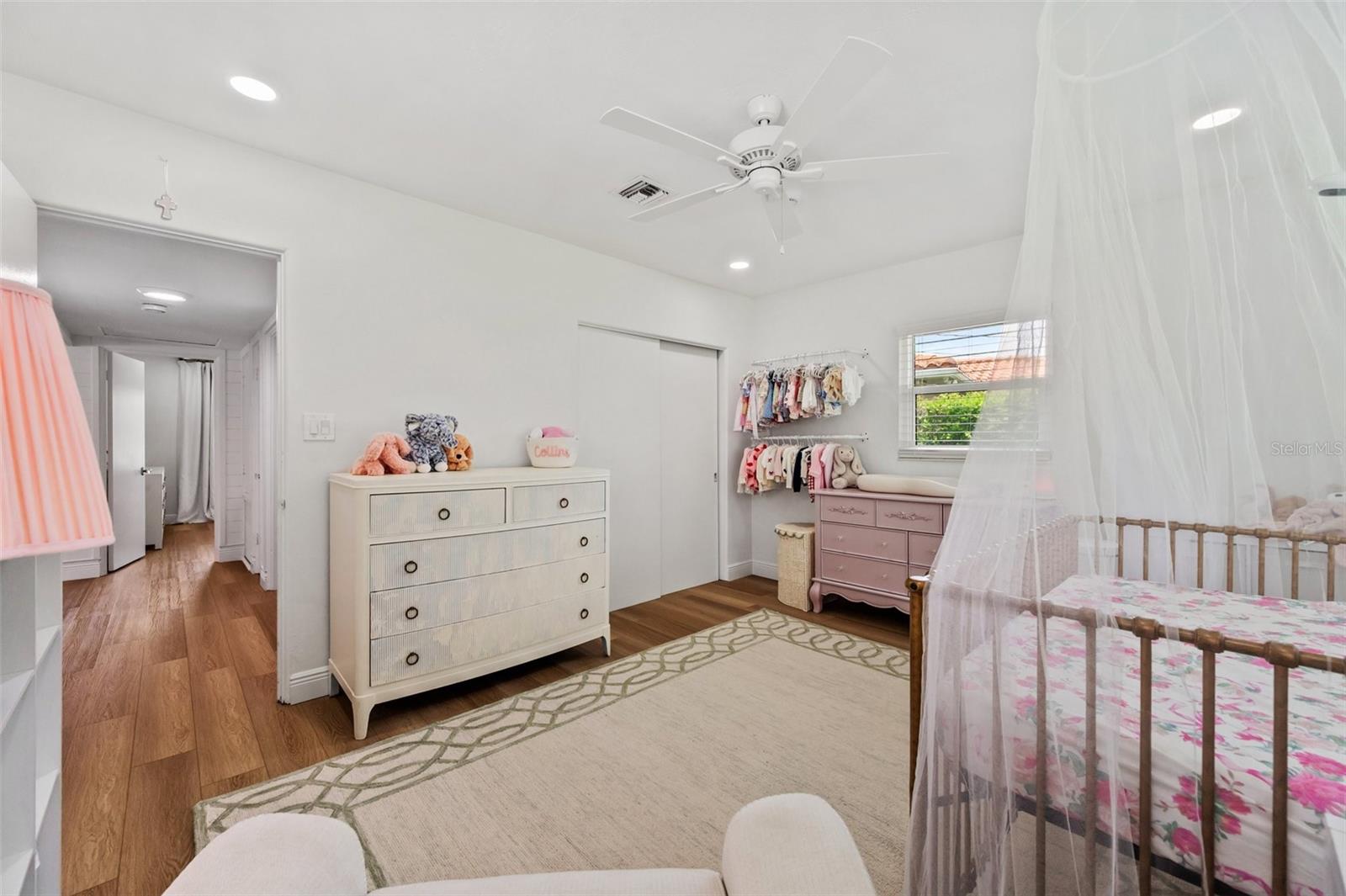 Image 34 of 48 For 1803 42nd Way N