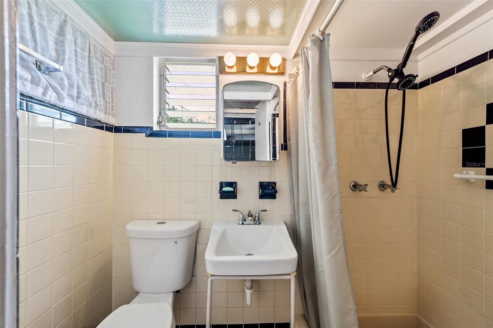 Image 38 of 48 For 1803 42nd Way N