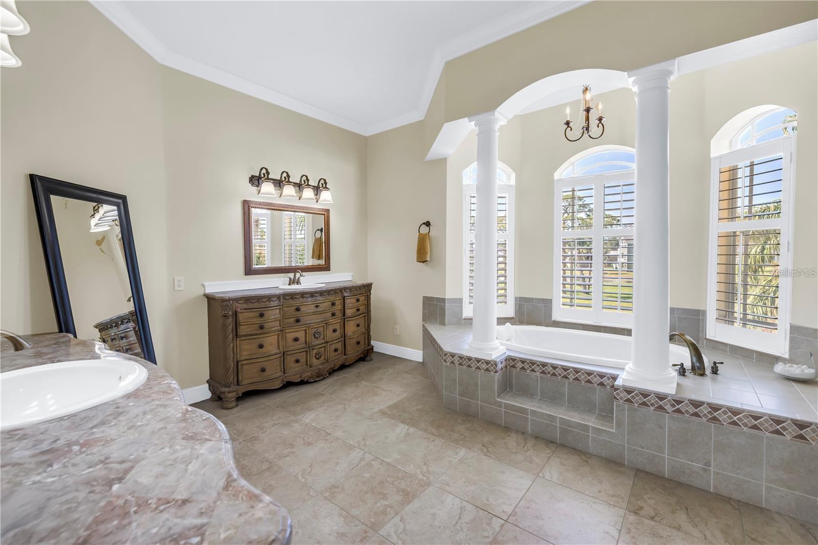 Image 16 of 63 For 2101 Pointe Alexis #1 Drive