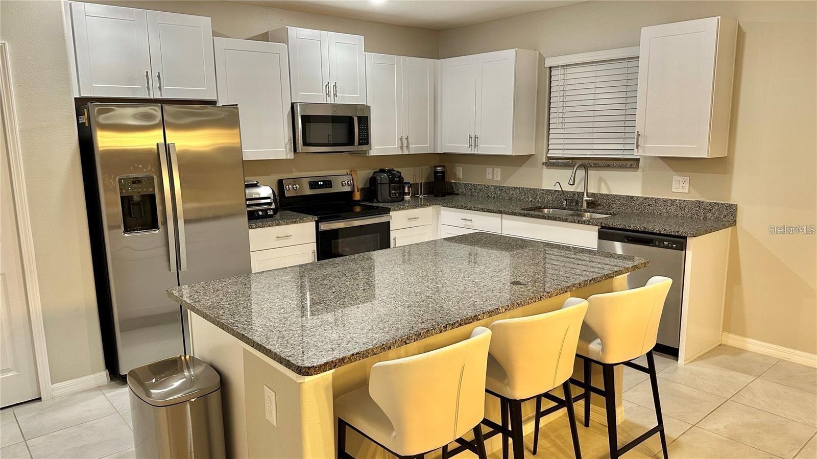 Listing photo id 13 for 31363 Sun Kettle Loop