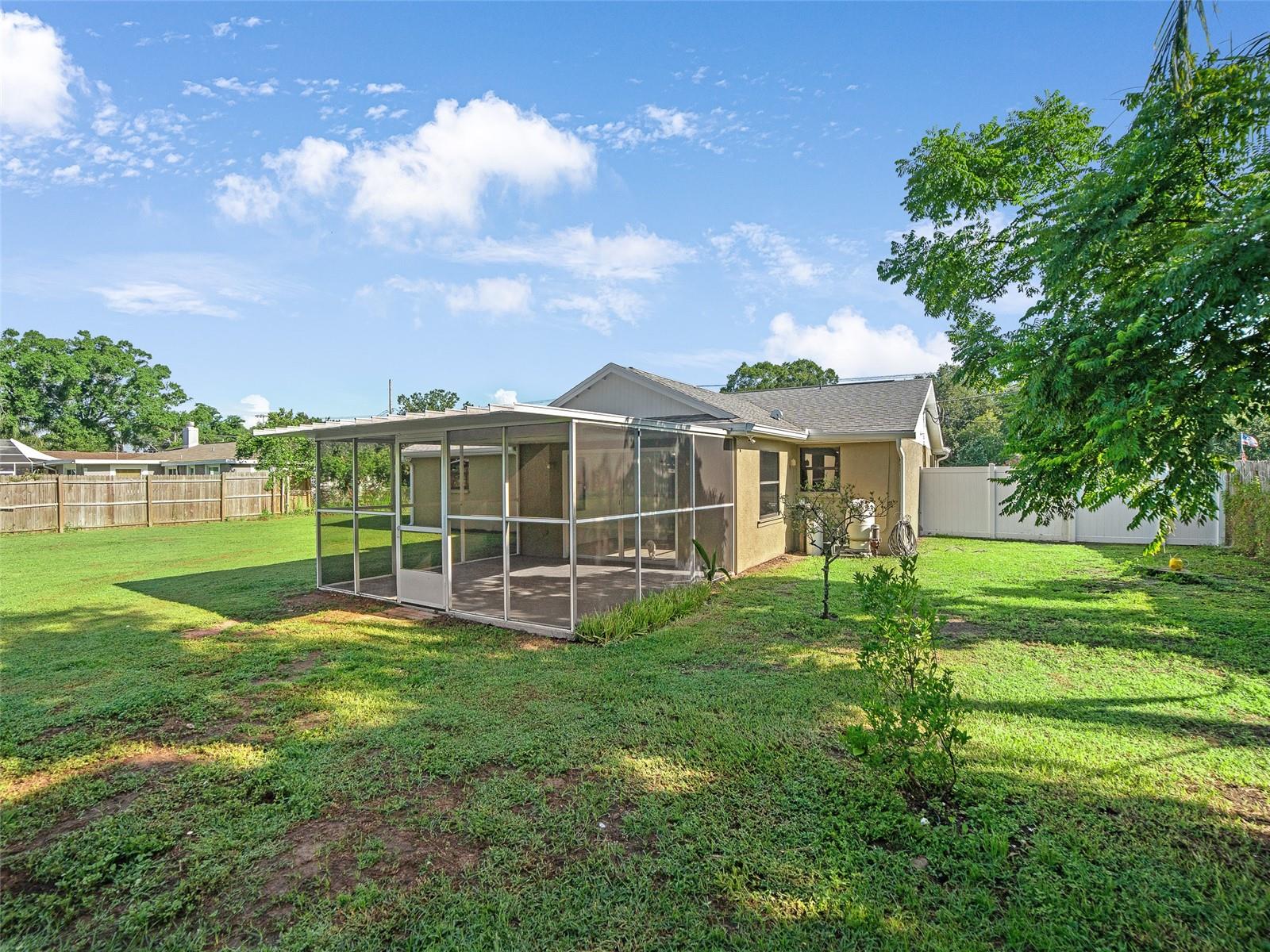 Image 36 of 40 For 2107 Lumsden Avenue