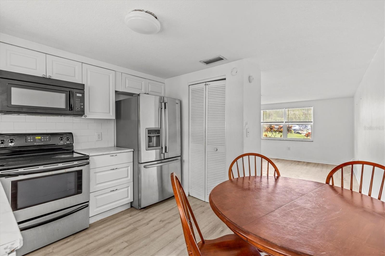 Image 9 of 36 For 6917-6919 Mc Bride Court