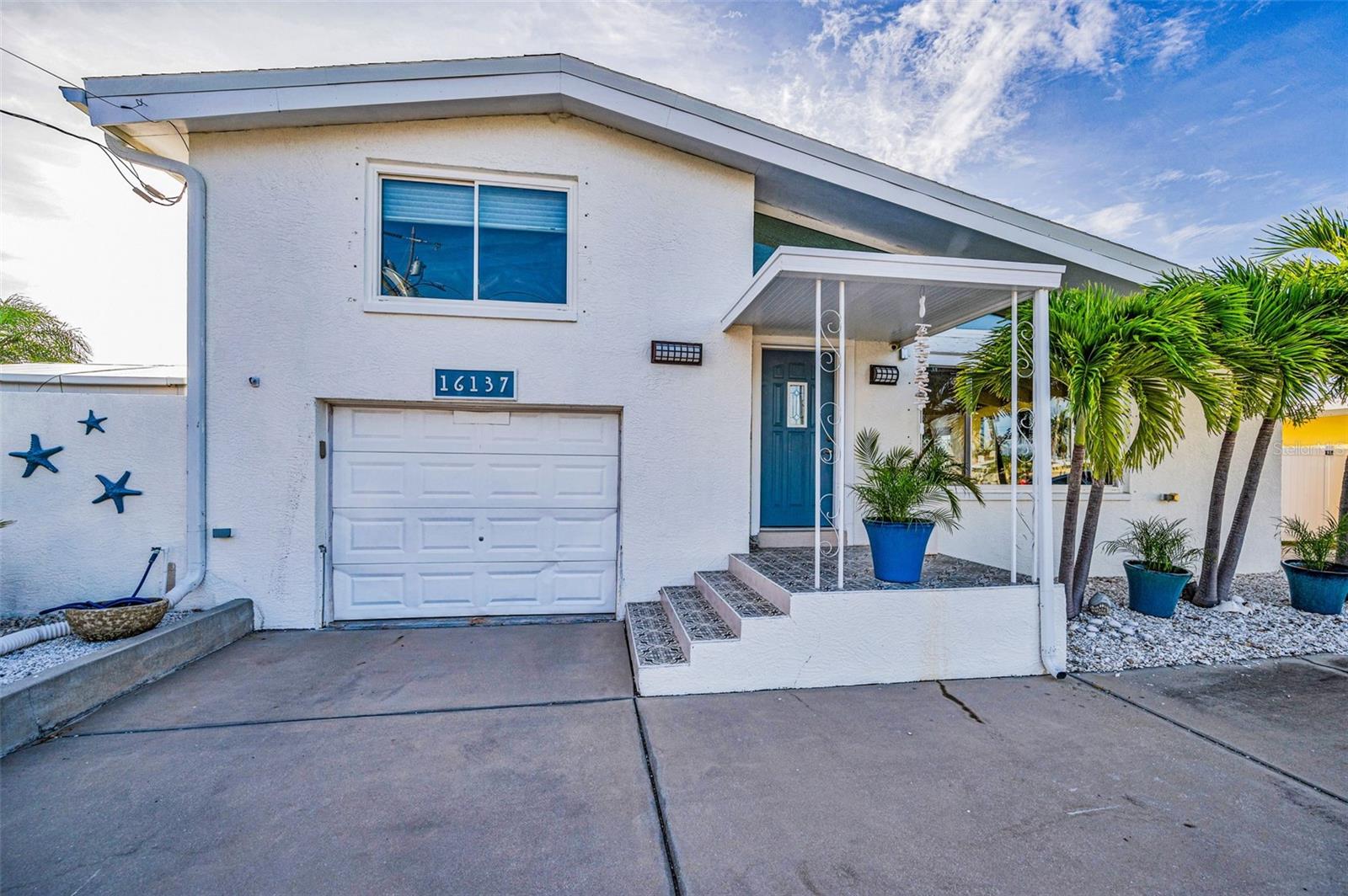 Details for 16137 4th Street E, REDINGTON BEACH, FL 33708