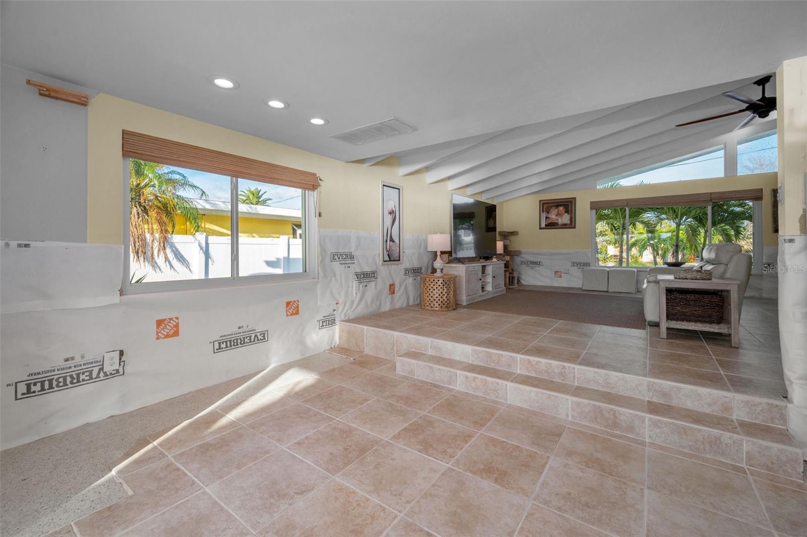 Image 10 of 43 For 16137 4th Street E