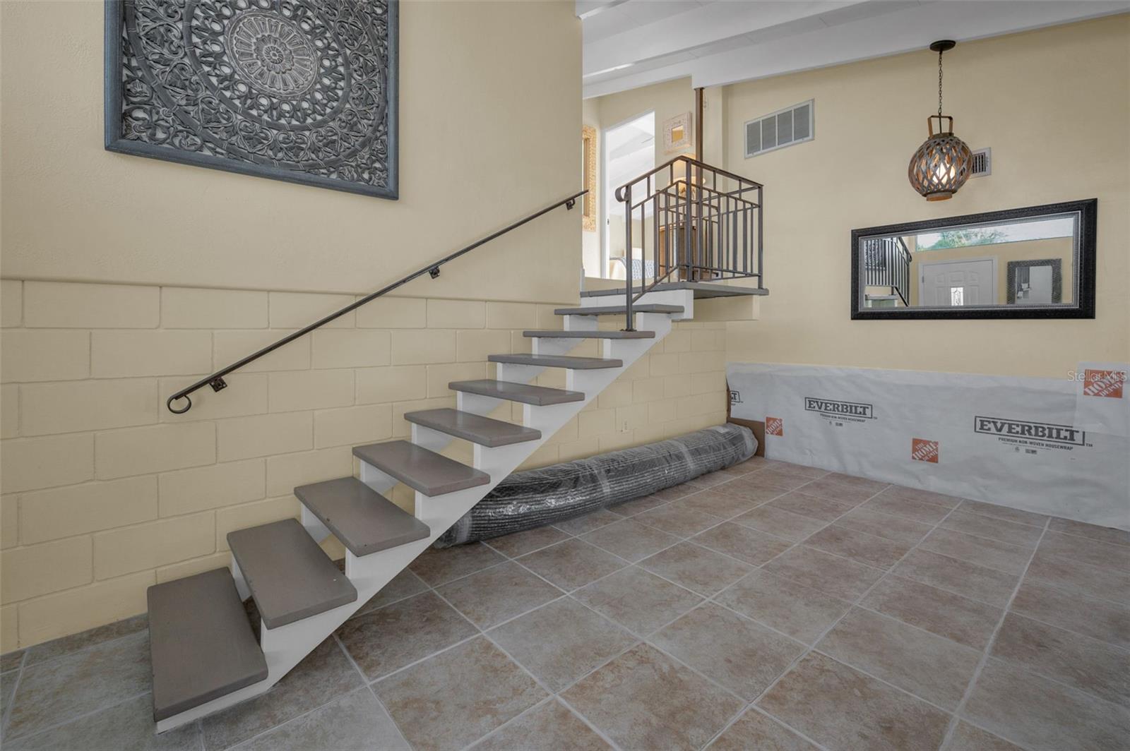 Image 13 of 43 For 16137 4th Street E