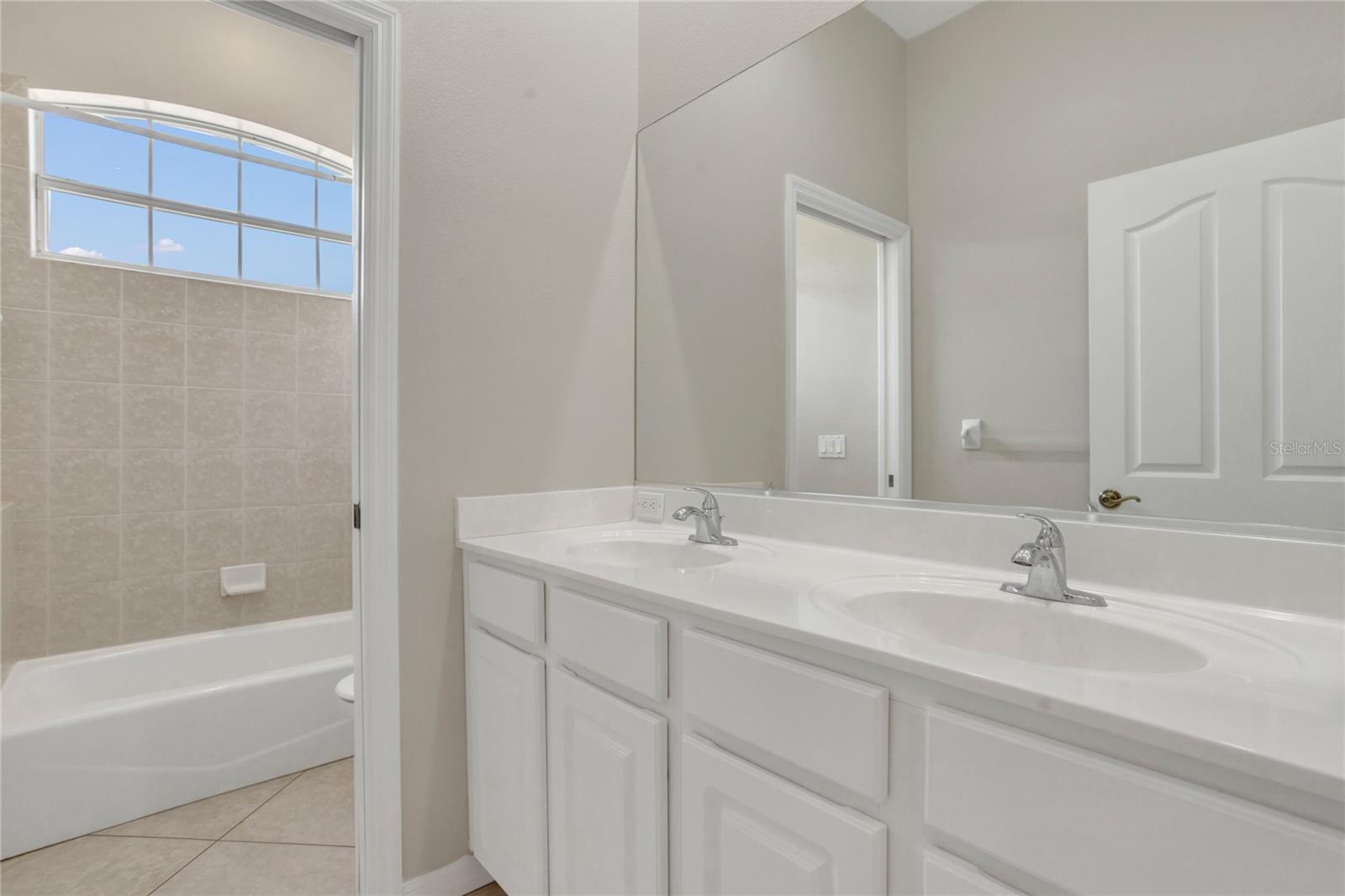Image 28 of 43 For 5322 Deer Forest Place