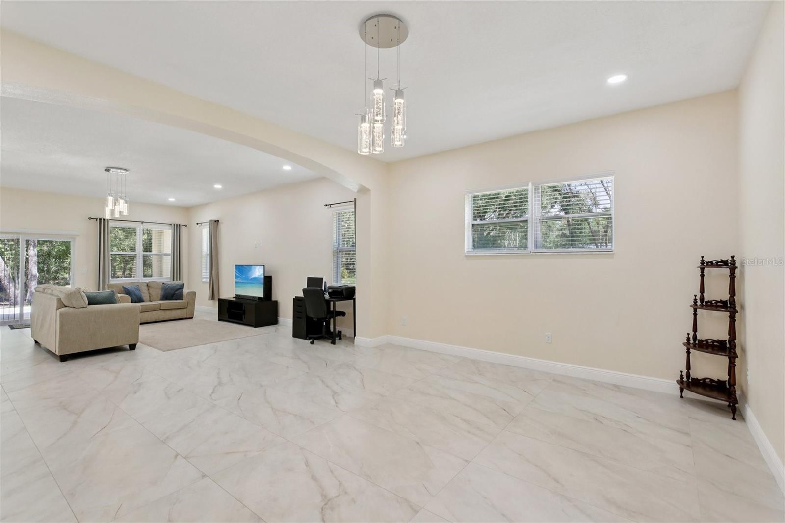 Image 11 of 69 For 33433 Loop Court