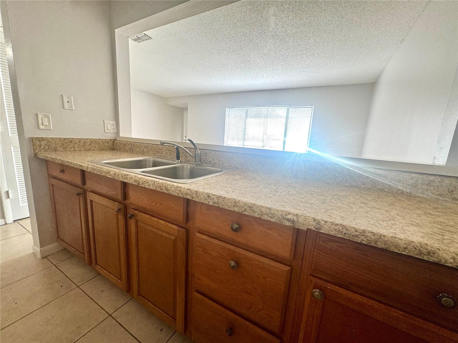 Image 3 of 19 For 1409 Alpine Road 3