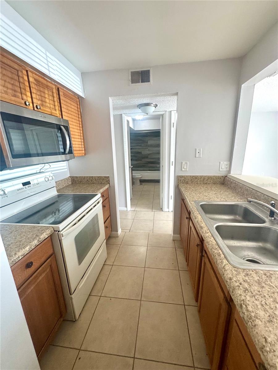 Image 4 of 19 For 1409 Alpine Road 3