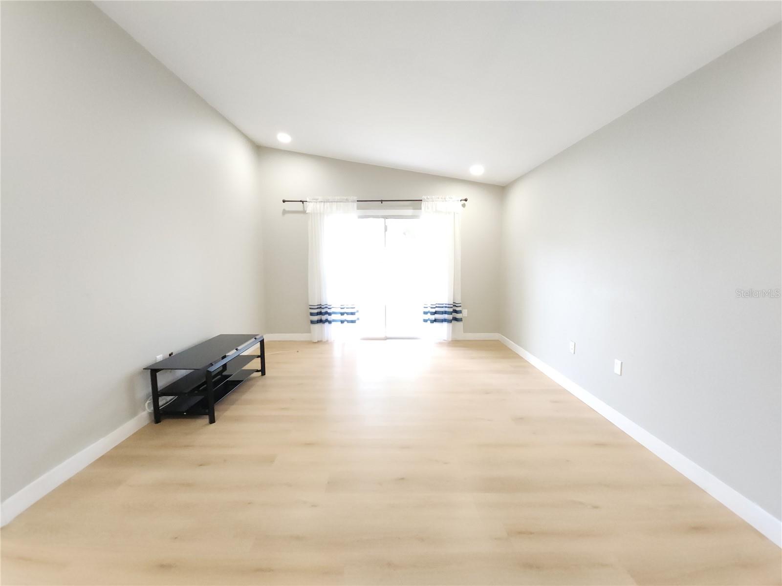 Listing photo id 23 for 11653 Orleans Lane