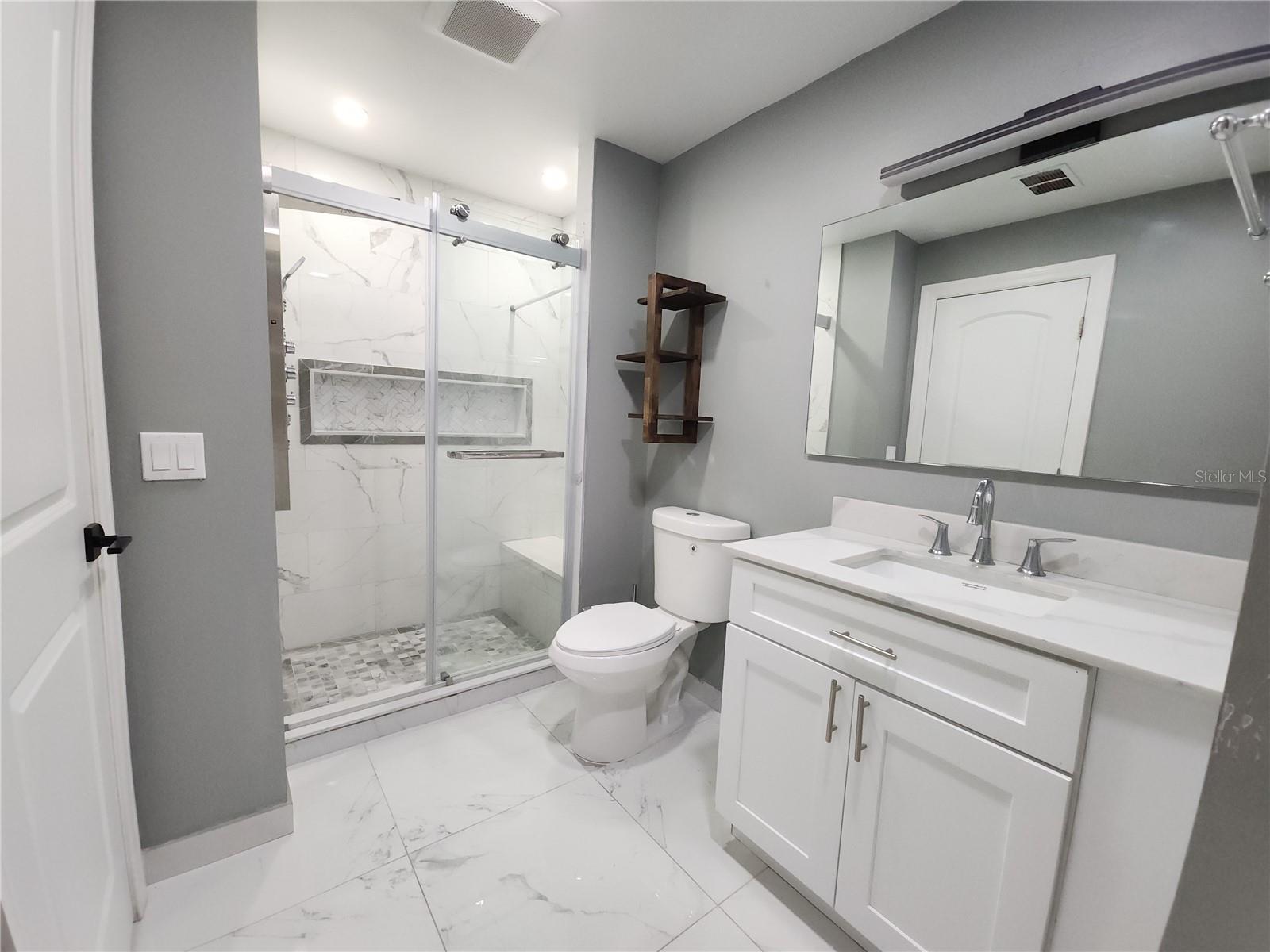 Listing photo id 24 for 11653 Orleans Lane
