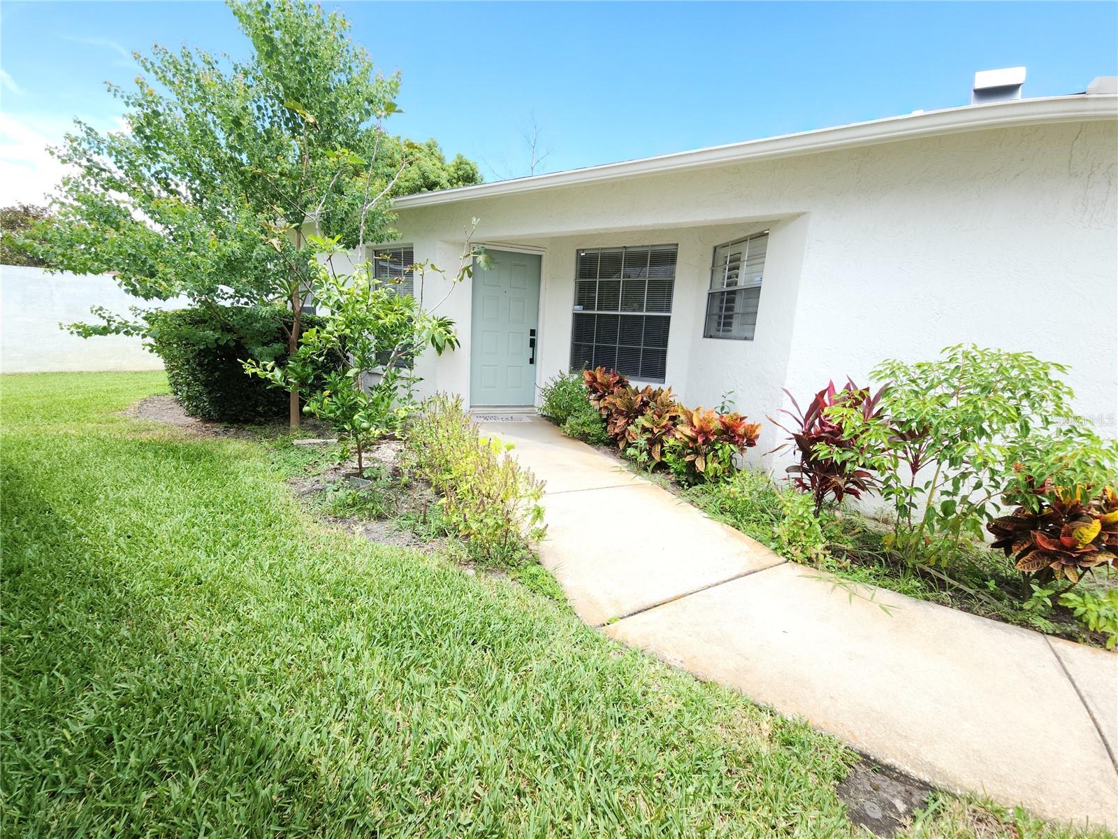 Listing photo id 37 for 11653 Orleans Lane