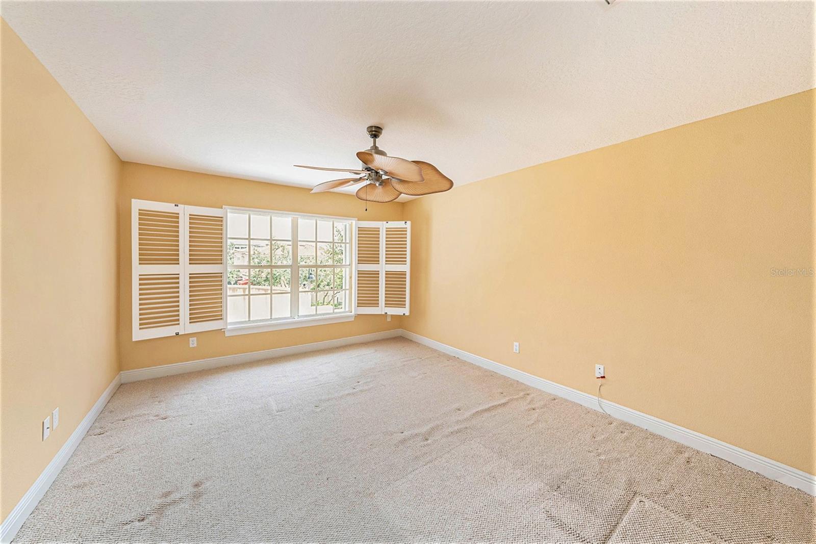 Image 12 of 21 For 230 Valencia Circle